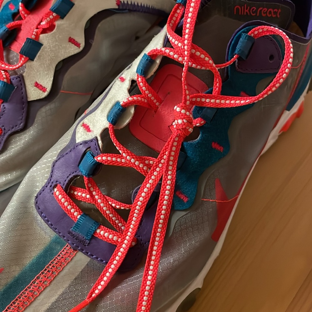 Nike React Element 87 - Red Orbit - Picture 3 of 8